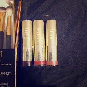 Milani bundle